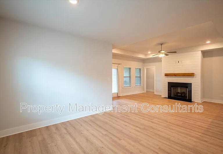 14872 Demarie Ln — Photo 18