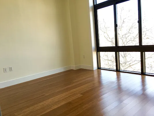 Rented by NY Space Finders Inc. | media 51