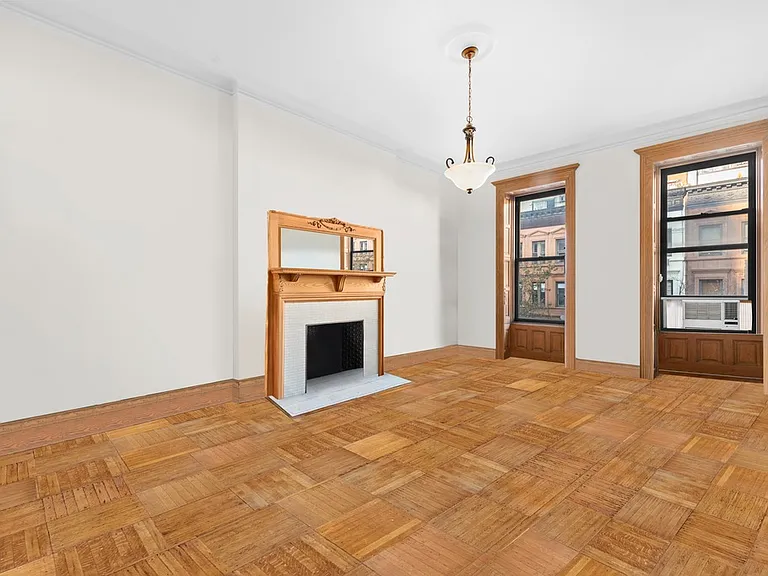 46 W 70th St #7 — Photo 1