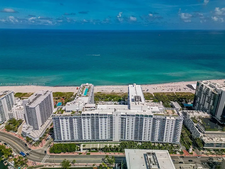 2301 Collins Ave #1525 — Photo 41