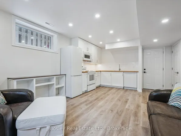 24 Menzie Ave #B, Guelph, ON N1E 5X9