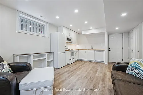 24 Menzie Ave #B Photo 1 24 Menzie Ave #B Photo 1