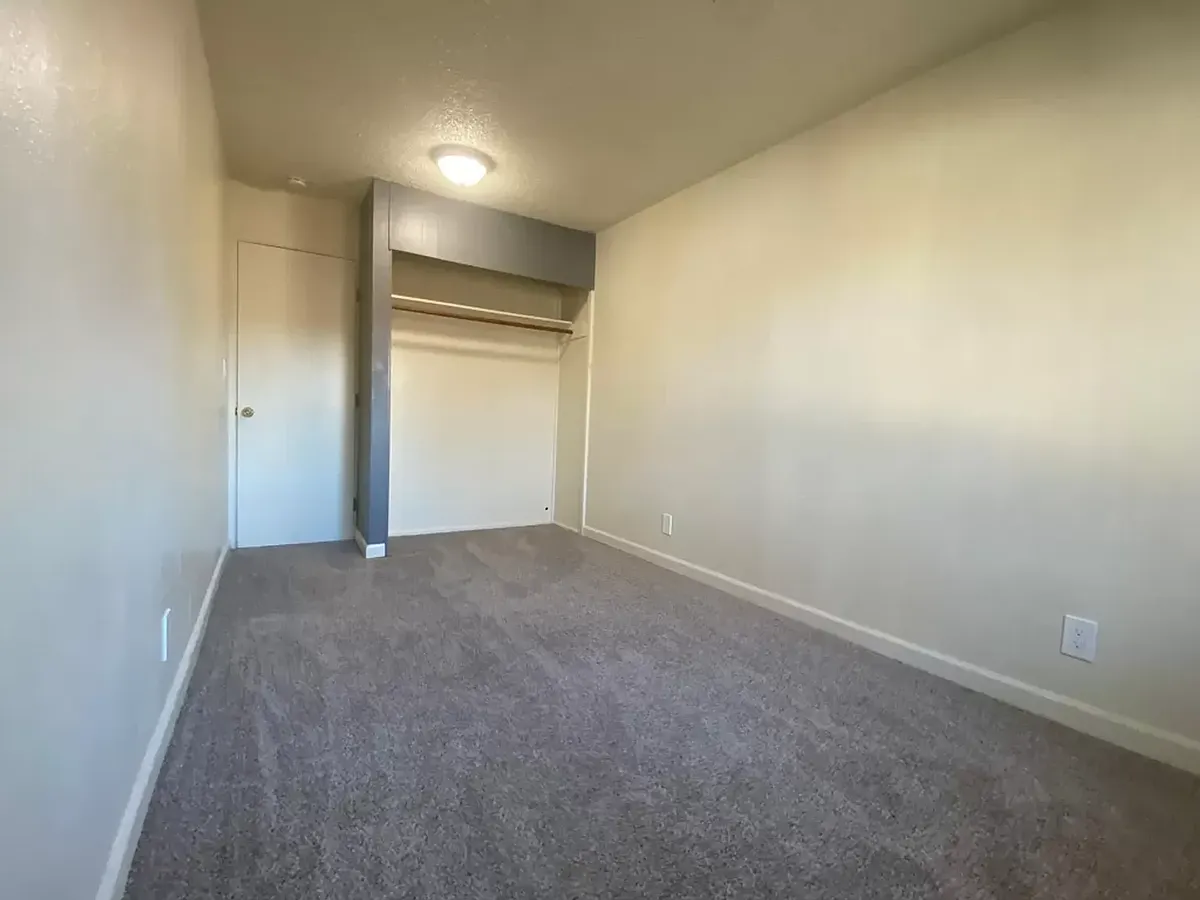 Building Photo - The Loft Apartments