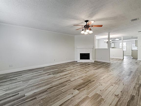 5th image of 5156 Cliff Oaks Dr