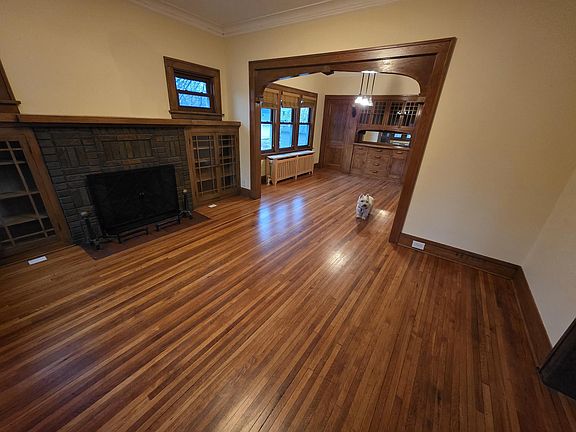 3rd image of 419 Knox Ave N