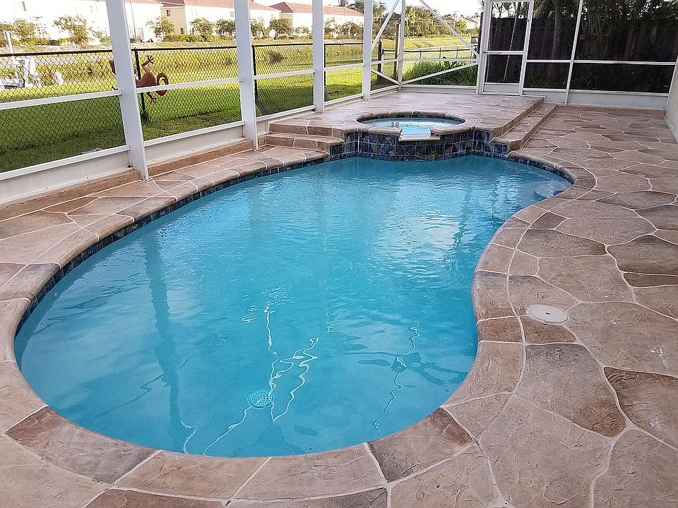 2nd image of 54 Vista Del Rio