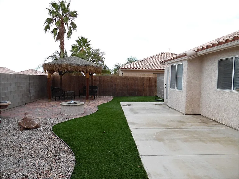 9120 Dolente Ave — Photo 15