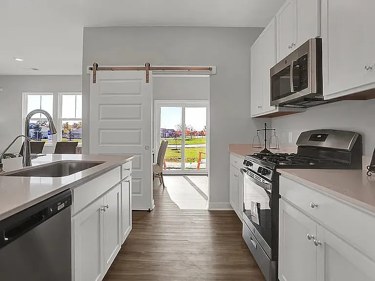 15243 Farrington Way — Photo 12