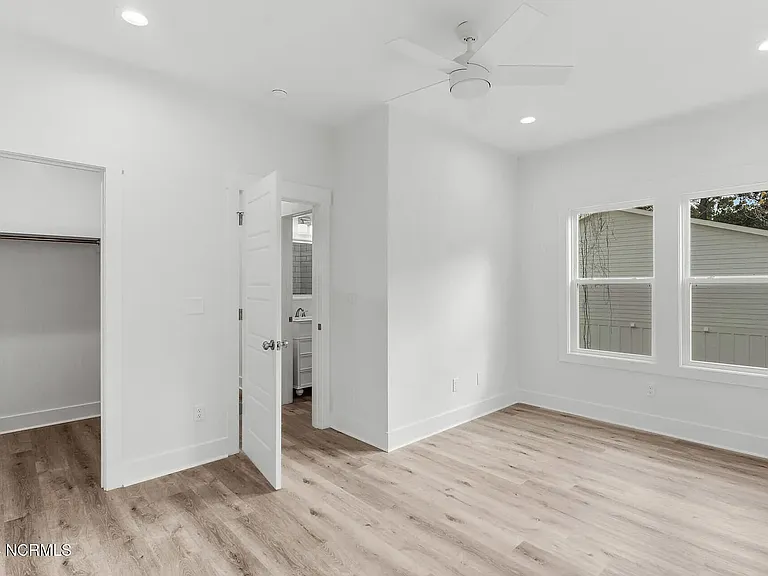 4213 Spirea Dr #C — Photo 20
