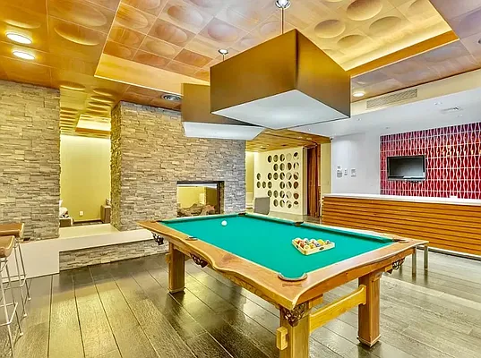 Rented by Voro NYC | media 30