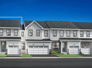 48 Grayson Ln, Downingtown, PA 19335