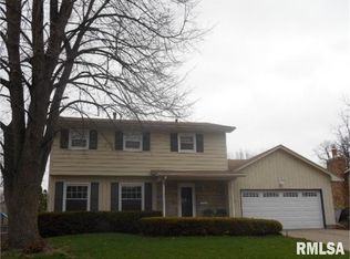 2326 E 29th St, Davenport, IA 52803