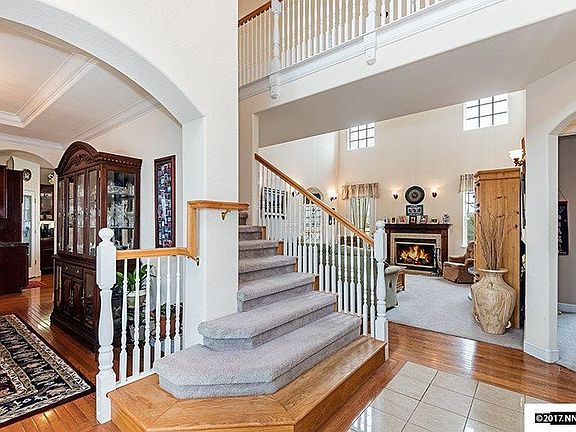4th image of 1887 Crockett Ln