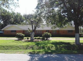 6916 Meadow Creek Rd, North Richland Hills, TX 76182