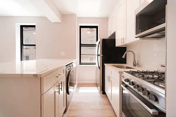 Rented by Living New York | media 7