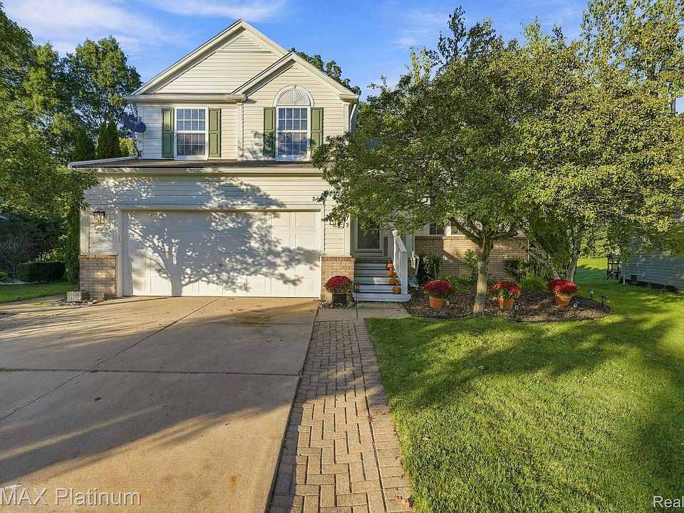 1st image of 973 Callaway Ct