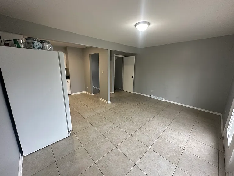 1529 Sheffield Ave #1529 — Photo 7
