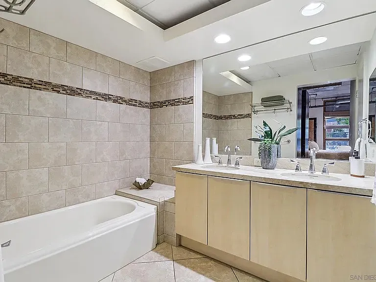 877 Island Ave #211 — Photo 15