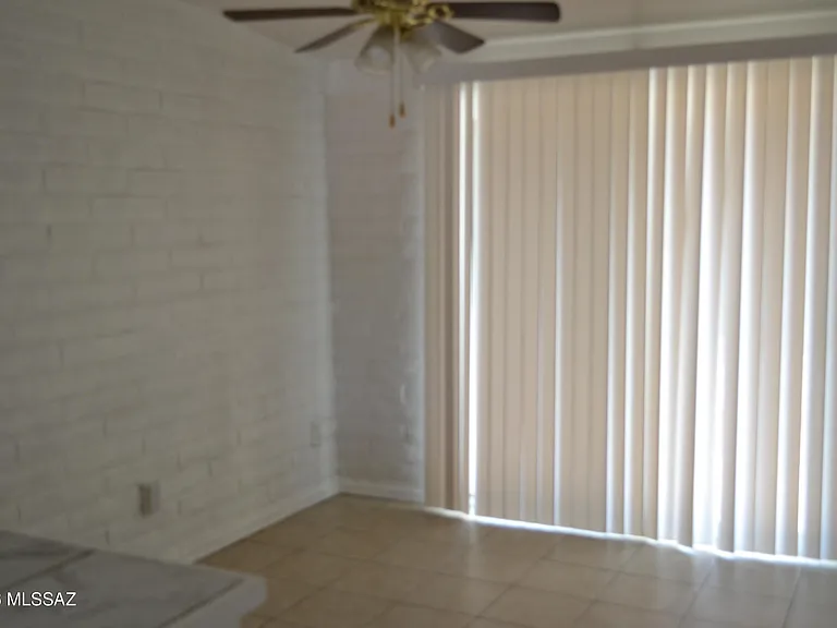 3865 E Glenn St — Photo 5