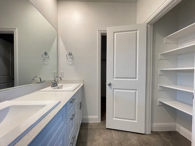 435 Tommie Lillian Ln — Photo 12