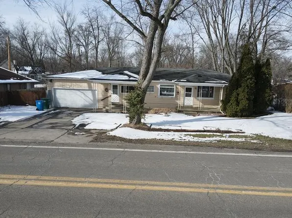 3302 Newton Rd, Commerce Township, MI 48382