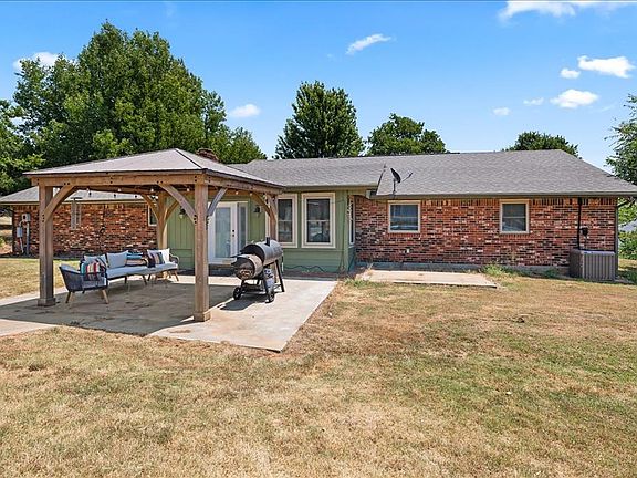 4th image of 15137 Gateway Gardens Dr