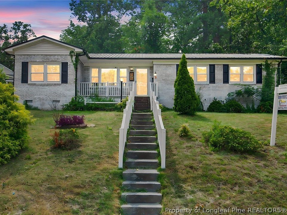 1st image of 805 Shadowlawn Dr