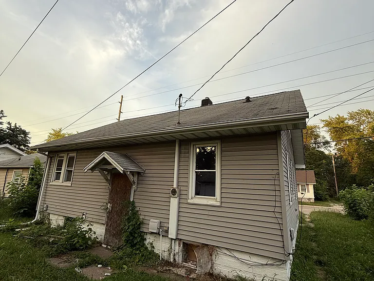 1439 N Jasper St — Photo 3