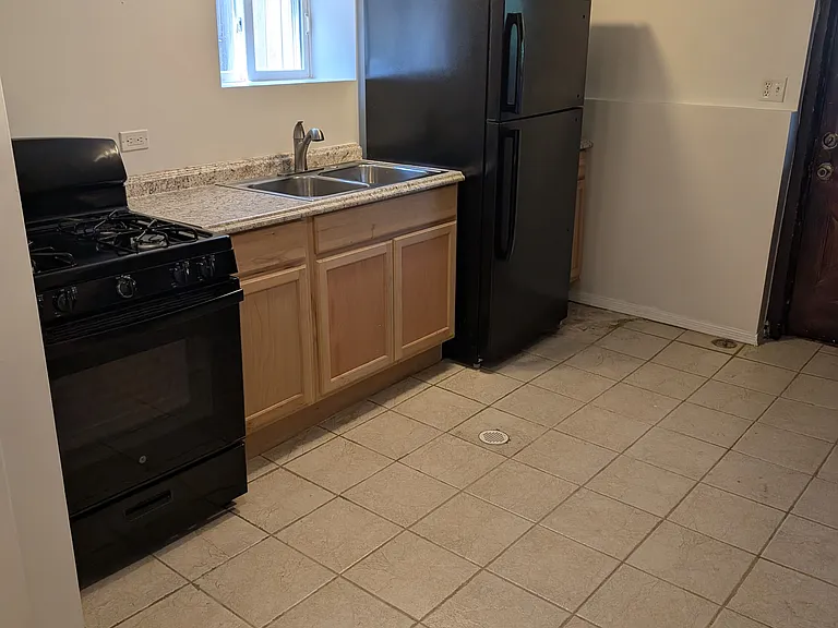 8830 Meade Ave — Photo 16