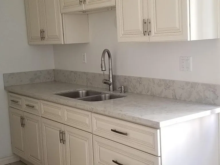 1527 S Shenandoah St #4 — Photo 4