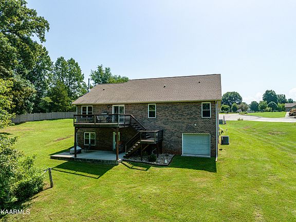 4th image of 1102 Katie Brook Ln