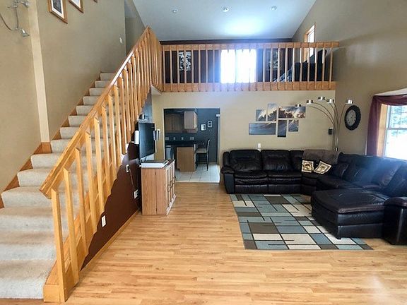5th image of 3010 Bruce Dr