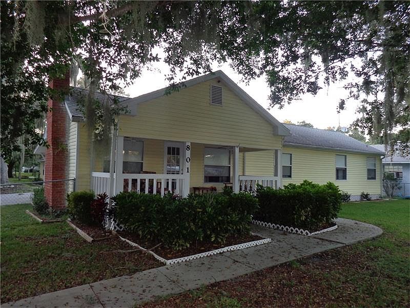 1st image of 801 18th Ave W
