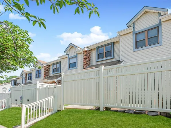 242a Ashworth Avenue image 37 of 37