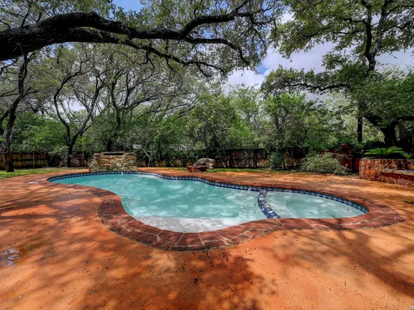 155 William Classen, Hollywood Park, TX 78232