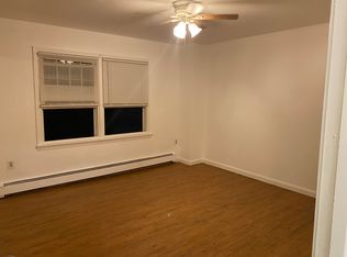 17 Whittier Ave #17, Providence, RI 02909