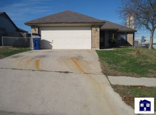 225 Robertstown Rd, Copperas Cove, TX 76522