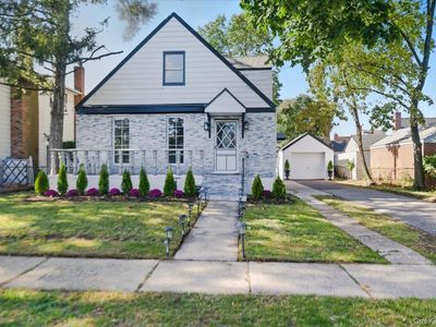 233 Roxbury Road S, Garden City, NY, 11530