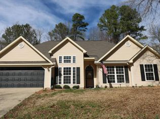 205 Winding Creek Dr, Greenwood, SC 29649