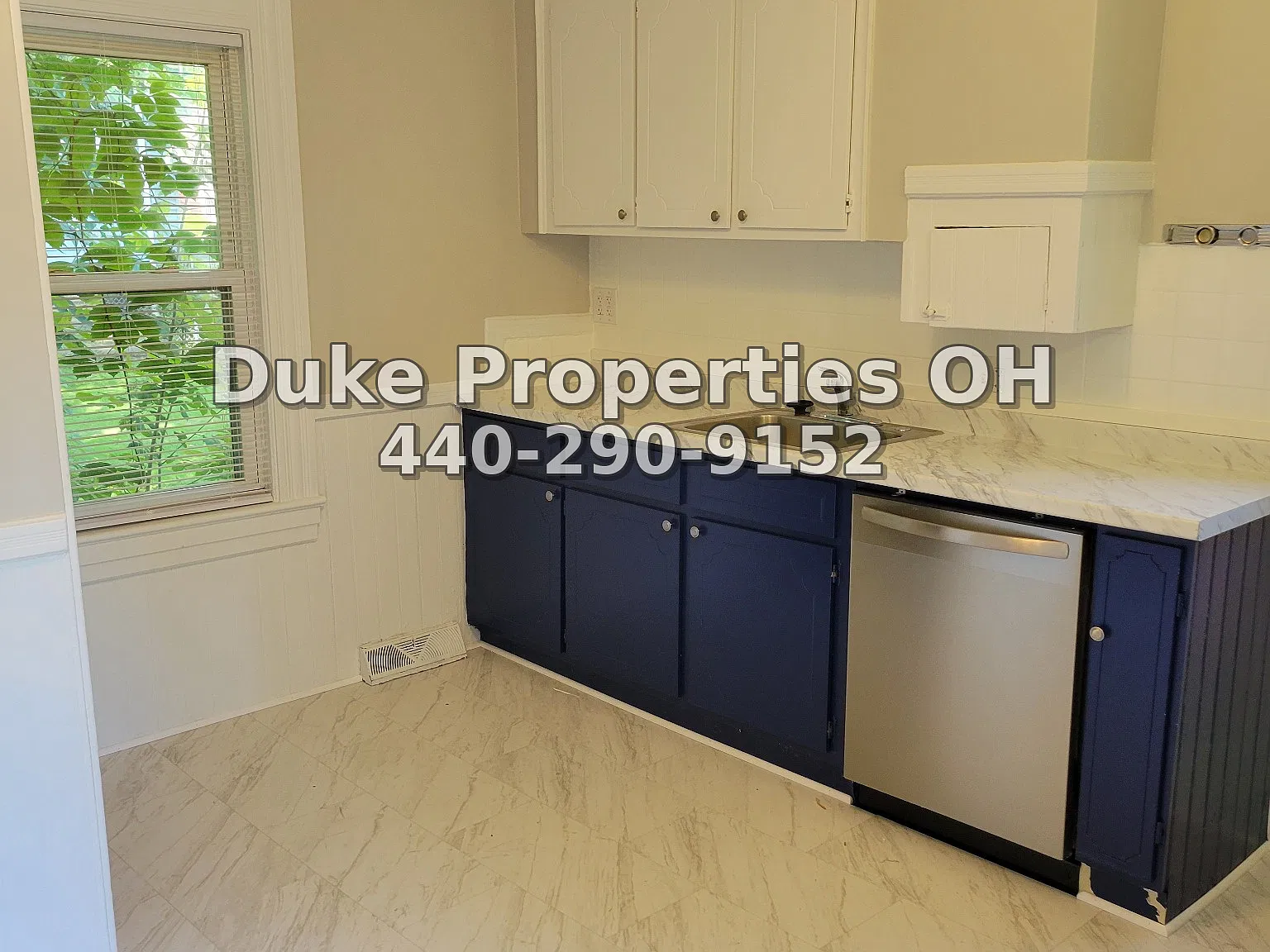 3 bed, 1100 sqft, $1,600 — Photo 2