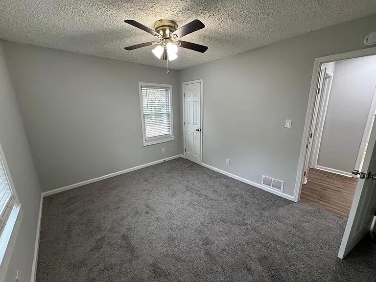 108 E Mimosa Dr — Photo 11