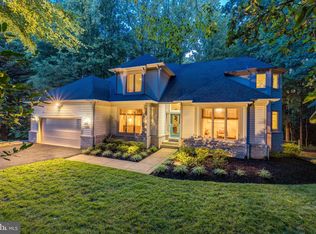 1100 Water Pointe Ln, Reston, VA 20194