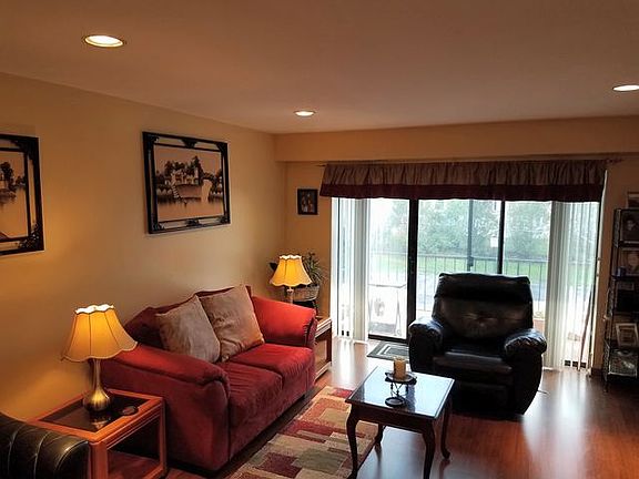 2nd image of 731 E Fullerton Ave APT 204