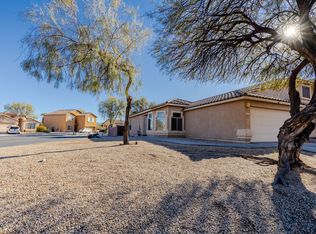 8876 N Misty Brook Dr, Tucson, AZ 85743
