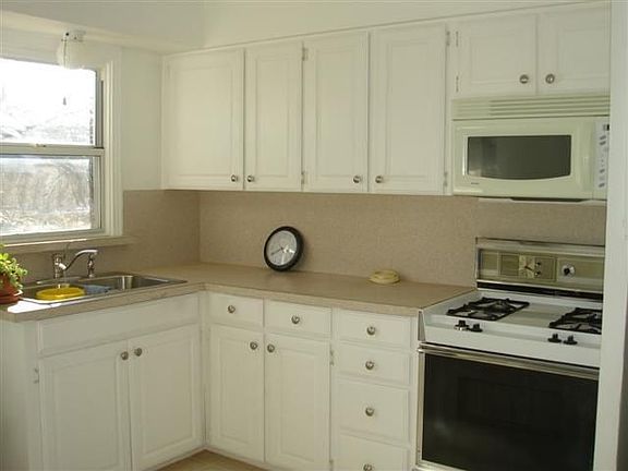 5th image of 2330 Norwood Dr