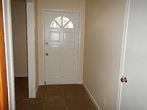 5th image of 233 Westview Park Dr