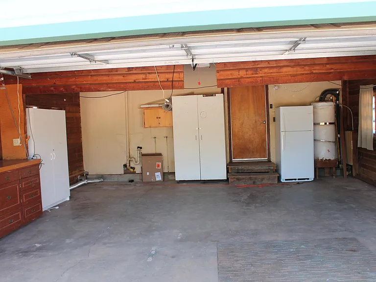 205 W Weimar Cross Rd — Photo 5