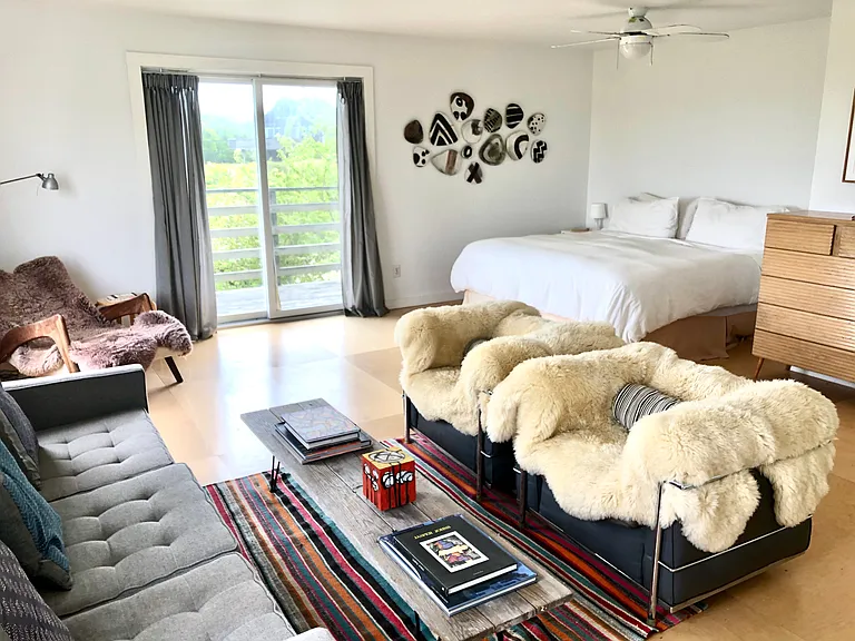 65 Seaside Ave — Photo 8