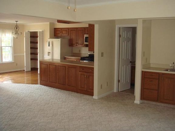 5th image of 4843 Kempsville Greens Pkwy