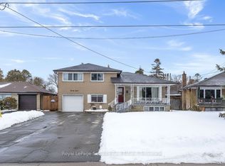 27 Belleglade Ct, Toronto, ON M9M 2W3